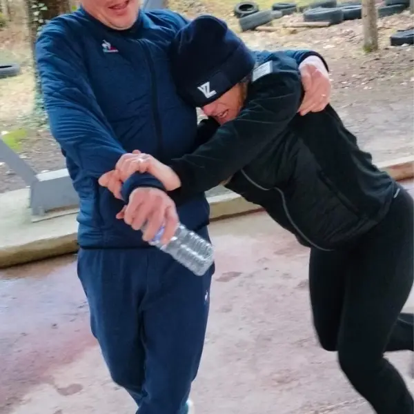 Gestion des agressions au couteau